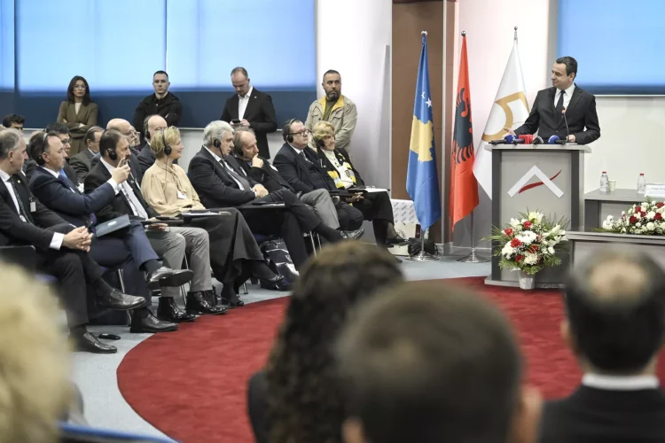 Kurti: Akademitë duhet të jenë më aktive në kohën e tensioneve gjeopolitike dhe inteligjencës artificiale