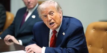 Trump kërcënon presidentin kolumbian: “Do të jetë caku i radhës”