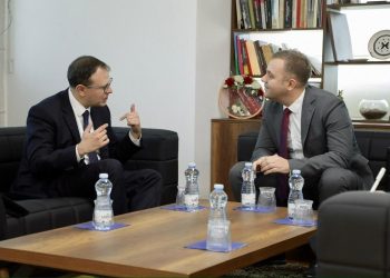 Sallahu takon ambasadorin e Turqisë, flasin për bashkëpunim në drejtësi