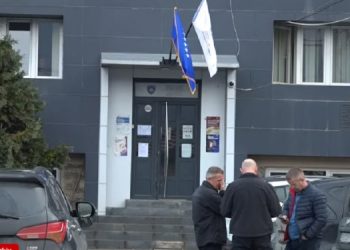 Kryetari i ri serb i Leposaviqit pretendon se e gjeti komunën në gjendje të keqe, e demanton Hetemi