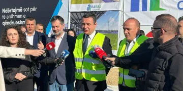 “Unë jam kryeministër i Kosovës” – Kurti për reagimin e ambasadës amerikane mbi Listën Serbe