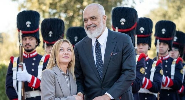 The Economist: Rama po josh BE-në me kompromise ndërsa sauditët me investime