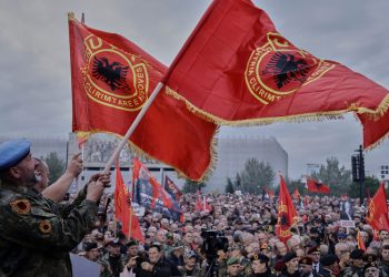 Shkup, protestë paqësore për ish-krerët e UÇK-së që po gjykohen në Hagë