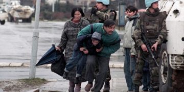 “Turistët snajperistë”, kush ishin të huajt në rrethimin e Sarajevës?