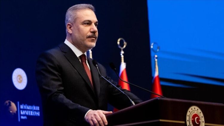 Fidan: Turqia po bën presion për fazën e dytë të marrëveshjes për Gazën, gati të marrë pjesë në forcën e stabilizimit