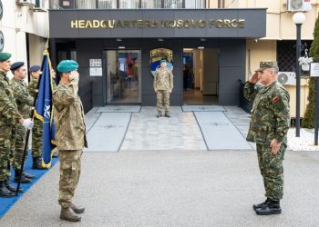 Ulutash takon shefin e ushtrisë shqiptare, flasin për situatën e sigurisë