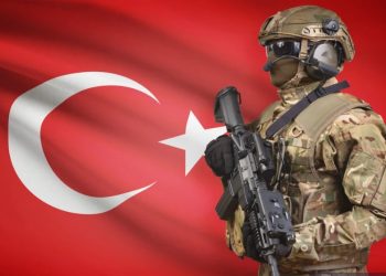 Turqia ndaloi 115 të dyshuar të Shtetit Islamik para festave të fundvitit