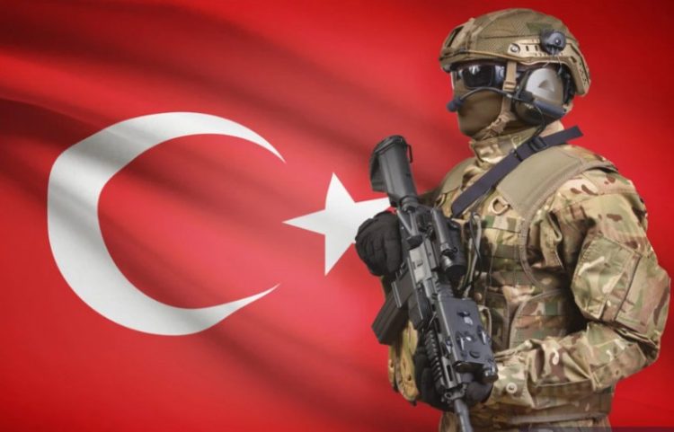 Turqia ndaloi 115 të dyshuar të Shtetit Islamik para festave të fundvitit