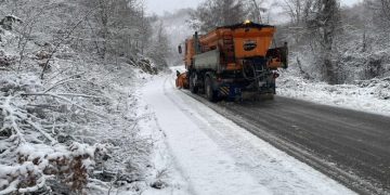 MMPHI: Jemi gati për kriposje e pastrim rrugësh pas reshjeve të borës