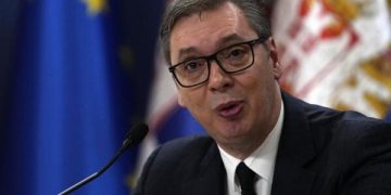 Vuçiç i zhgënjyer me Trump dhe Putin: SHBA dhe Turqia po armatosin Kosovën kundër Serbisë