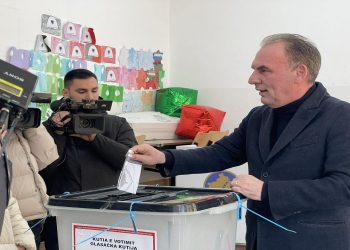 Voton Limaj: Sot është dita e vendimmarrjes së çdo qytetari
