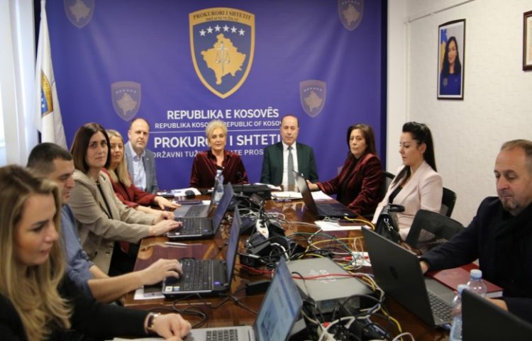 Qalaj viziton dhomën operative për monitorimin e zgjedhjeve