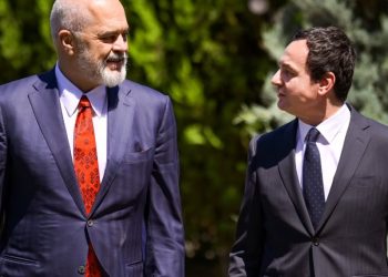 Rama uron Kurtin për fitoren: Mandati i konfirmuar të kthehet në sukses e mbarësi për Kosovën