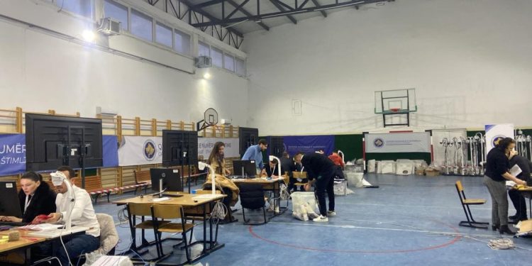 Vazhdon numërimi i votave të kandidatëve për deputetë