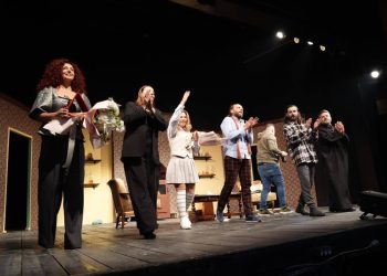 U dha premiera e shfaqjes “Vetmi në Perëndim”, në Preshevë