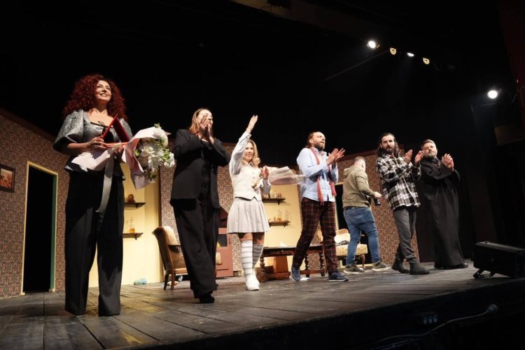 U dha premiera e shfaqjes “Vetmi në Perëndim”, në Preshevë