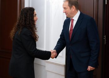 Osmani takohet me Komisionerin Parlamentar të Forcave të Armatosura të Gjermanisë, flasin për rritje të bashkëpunimit