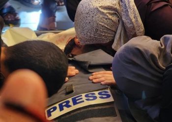 Pavarësisht armëpushimit dhe garancive të Trumpit, Izr@eli vr*et gazetarin palestinez në G@za