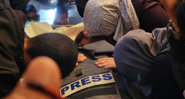 Pavarësisht armëpushimit dhe garancive të Trumpit, Izr@eli vr*et gazetarin palestinez në G@za