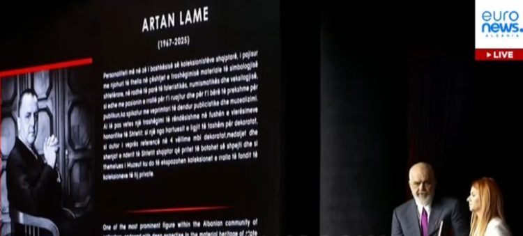 Dekorohen me urdhrin e lartë të Skënderbeut Artan Lame dhe Filip Rrumbullaku