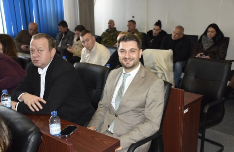 U emërua nënkryetar i Graçanicës, Ajeti: S’ka koalicion me Listën Serbe, kjo përcaktohet me Ligj