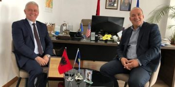 VV e PDK zyrtarizojnë koalicionin në Podujevë një ditë pas zgjedhjeve