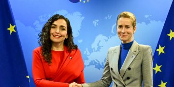 Osmani, Kallasit: Do të punojmë me të gjithë partnerët deri në heqjen e plotë të masave