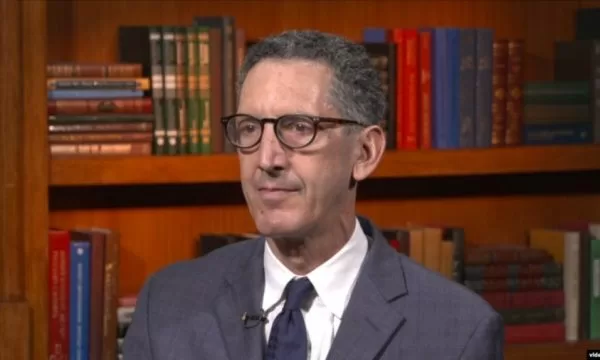 Joseph: Në momentin që Kosova ka një rrugë drejt NATO-s, strategjia serbe e bllokimit diplomatik bie dhe loja praktikisht mbaron