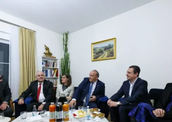 Kurti: Ilaz Pireva, bashkëveprimtar i Adem Demaçit, ka qëndruar i pathyeshëm dhe i palëkundur