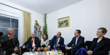 Kurti: Ilaz Pireva, bashkëveprimtar i Adem Demaçit, ka qëndruar i pathyeshëm dhe i palëkundur