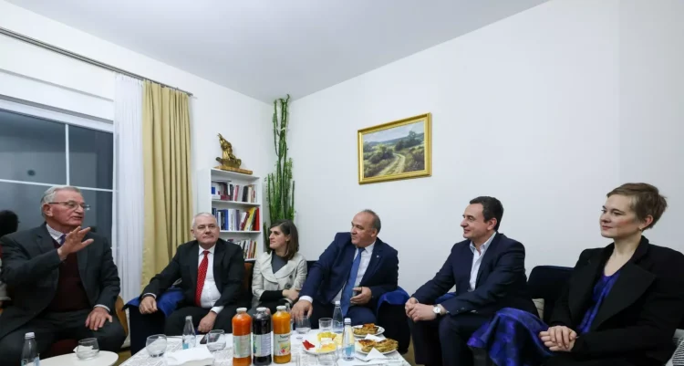 Kurti: Ilaz Pireva, bashkëveprimtar i Adem Demaçit, ka qëndruar i pathyeshëm dhe i palëkundur