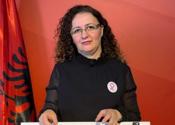 Reagim i fortë nga Kryetarja e VV në Ferizaj ndaj Sibele Halimit: Faktet për gratë flasin vetë