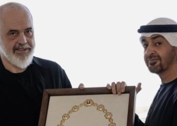 Rama nderohet me medaljen më të lartë “Zayed” nga Presidenti i Emirateve të Bashkuara: Krenari për Shqipërinë