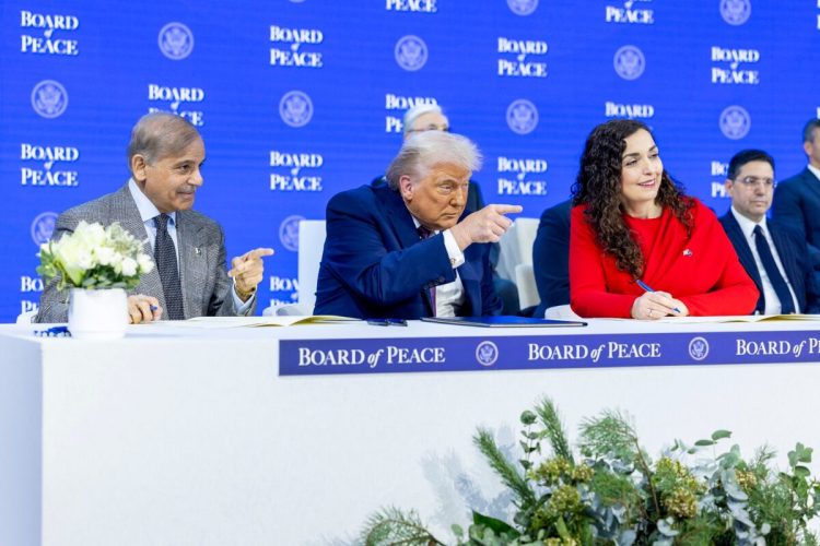 Presidentja Vjosa Osmani tregon bisedën me Trump dhe ndan detajet nga takimi në Davos: Më dha mesazh për Kosovën