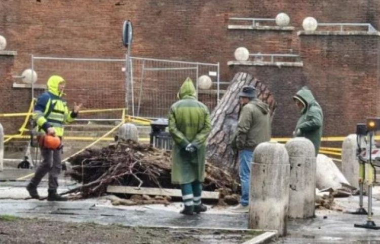 Italia përfshihet nga moti i keq, ndërprerje e qarkullimit në disa rajone