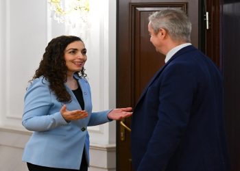 Osmani pret Hargreaves, theksohet rëndësia e formimit të institucioneve