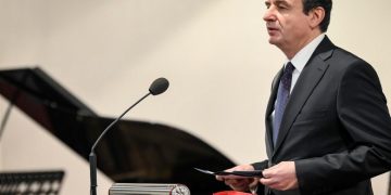 Kurti: Liria e Kosovës është edhe fryt i qëndresës morale të klerit katolik