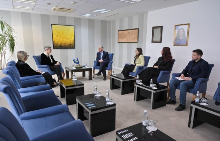 Bislimi priti ambasadoren e re të Estonisë, temë edhe integrimi evropian