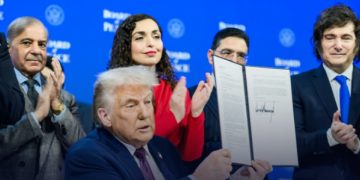 Shtëpia e Bardhë ndan foton e Trumpit, në fokus edhe Osmani