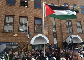 Britania përshëndet vendosjen e marrëdhënieve të plota diplomatike me Palestinën