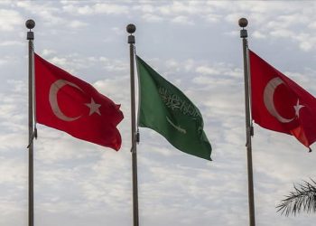 Turqia dhe Arabia Saudite mbajnë takimin e parë të bashkëpunimit detar