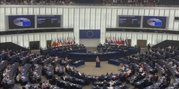 Irani zotohet të “aplikojë reciprokisht çdo kufizim” pasi Parlamenti Evropian ndaloi hyrjen e diplomatëve të tij