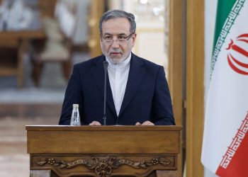 Ministri i Jashtëm iranian: Izr@eli synon ta përfshijë SHBA-në “në lu*ftëra në emër të tij”