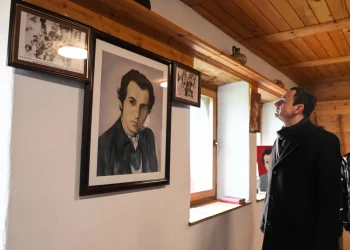 Kurti: Vr@sja e Jusuf e Bardhosh Gërvallës dhe Kadri Zekës duhet të ndriçohet dhe të ketë drejtësi