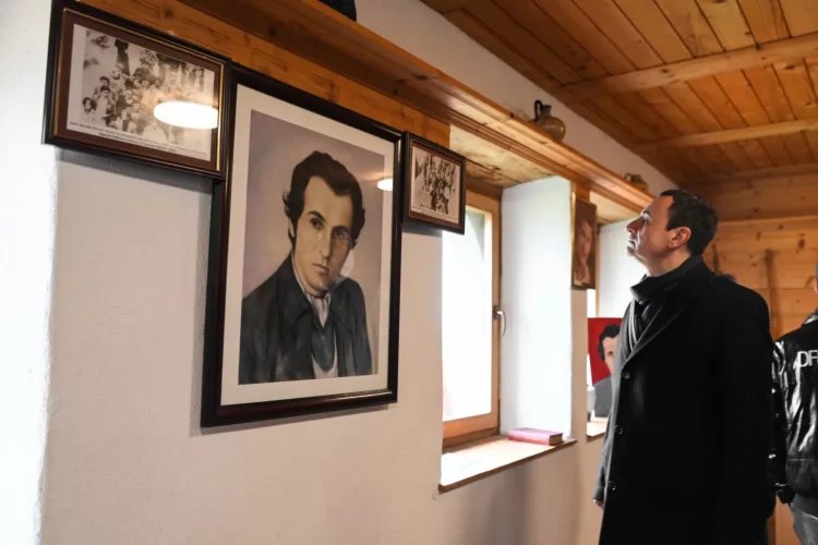 Kurti: Vr@sja e Jusuf e Bardhosh Gërvallës dhe Kadri Zekës duhet të ndriçohet dhe të ketë drejtësi