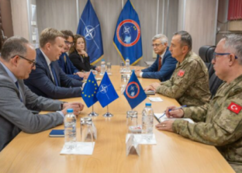 Sorensen takoi komandantin e KFOR-it, flasin për bashkëpunim