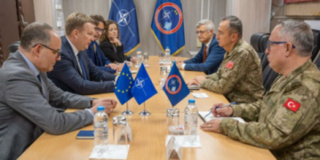 Sorensen takoi komandantin e KFOR-it, flasin për bashkëpunim