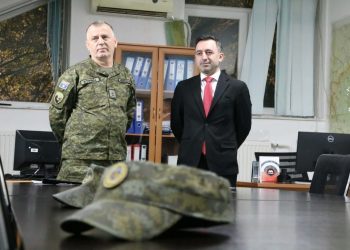 Basha vizitoi institucionet që kujdesen për sigurinë dhe rendin në vend