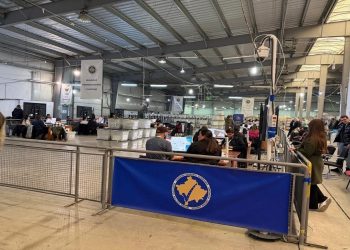KQZ: Numërohen 68 nga 92 kuti nga votimi përmes postës