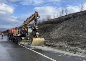 Vërshime në mbi 20 komuna, Kurti: Situata është nën kontroll